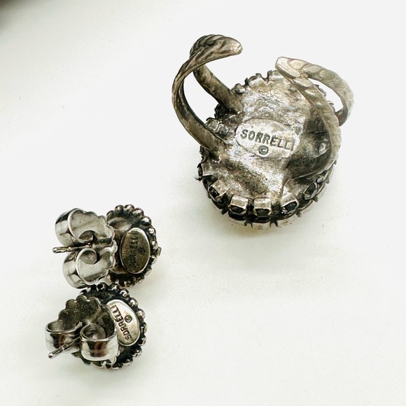 Vintage Sorrelli Earrings & Statement Ring - Picture 3 of 9